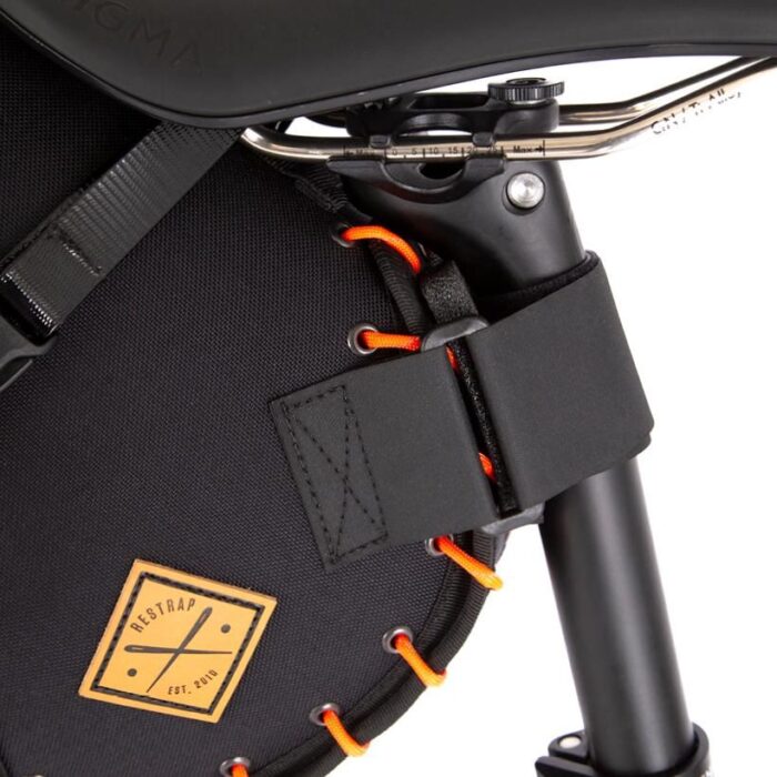 Restrap Saddle Bag + Dry Bag 18L Black/Orange - Afbeelding 6
